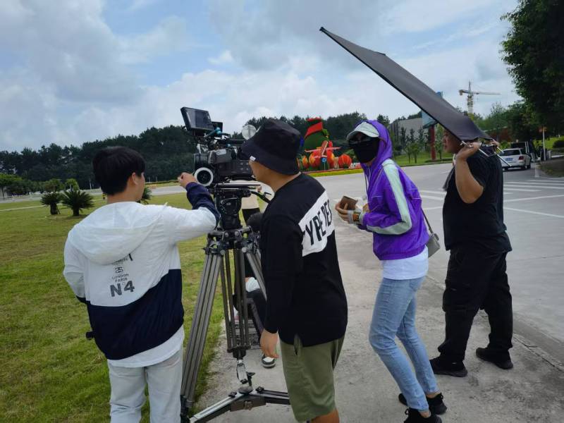 观山湖区极致互动，未来愿景宏大，致力于成为全球领先的产品宣传视频企业